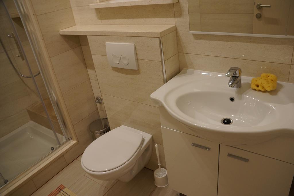 Apartments Kadulja Trogir Oda fotoğraf